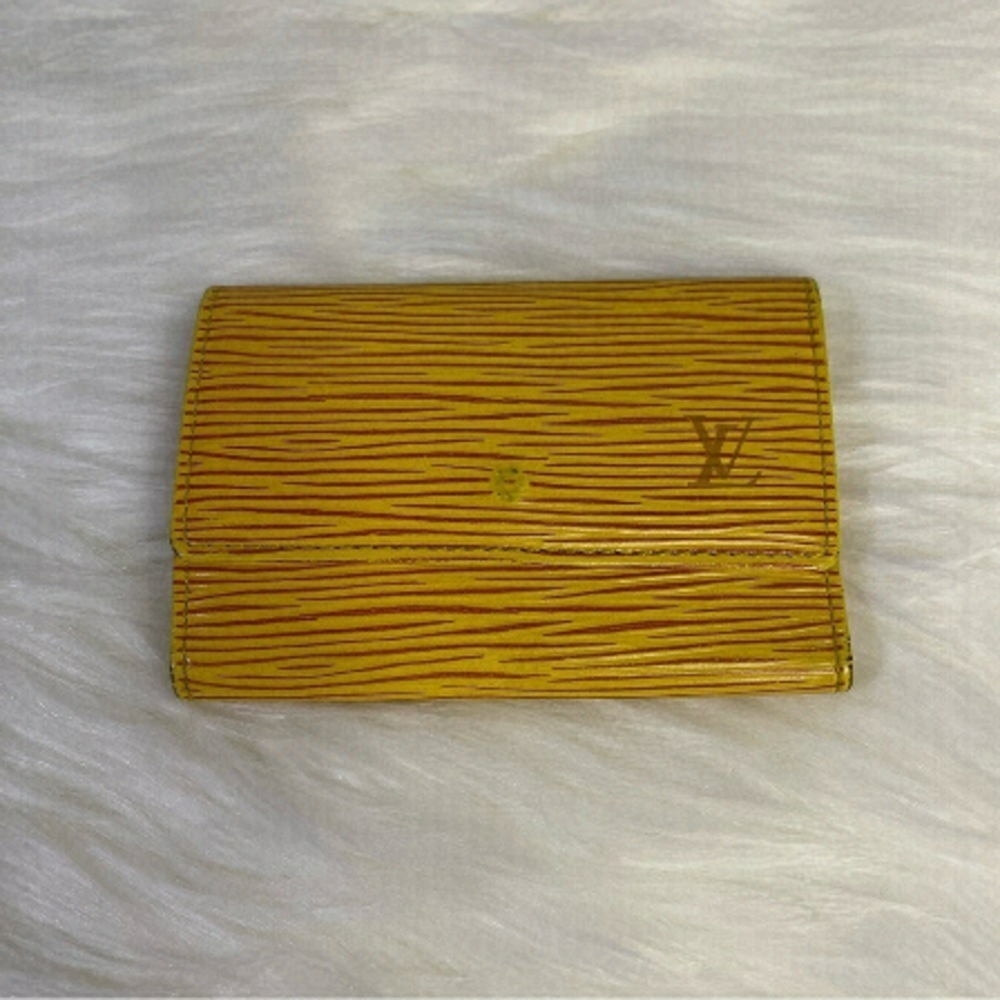 LOUIS VUITTON epi leather 6 key holder in mustard